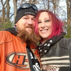 Meet your Posher, Caya